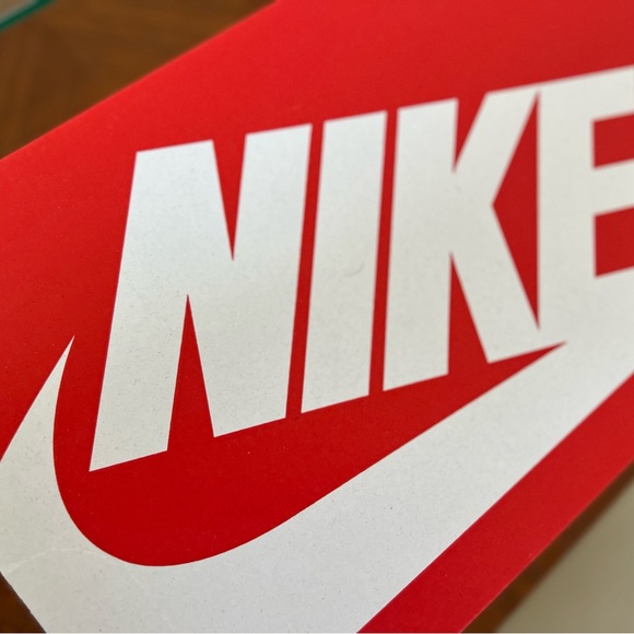 Nike Dunk Low Pandas - Picture 6 of 6